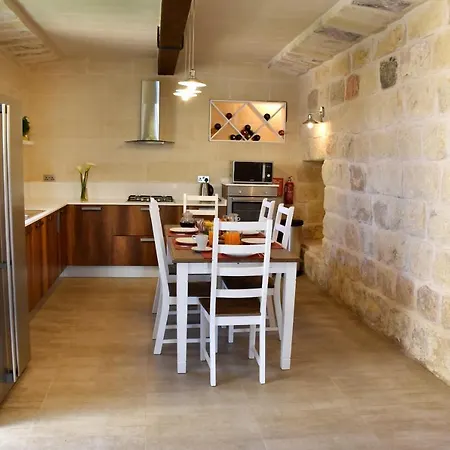 Four Winds * Birżebbuġa