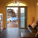 Four Winds Villa *