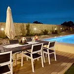 Villa Four Winds