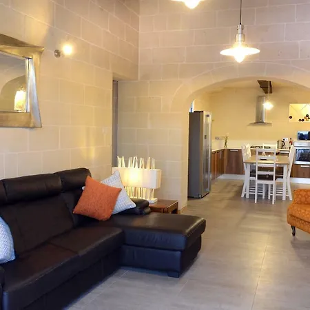 Four Winds Villa