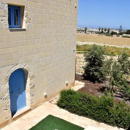 Four Winds Villa