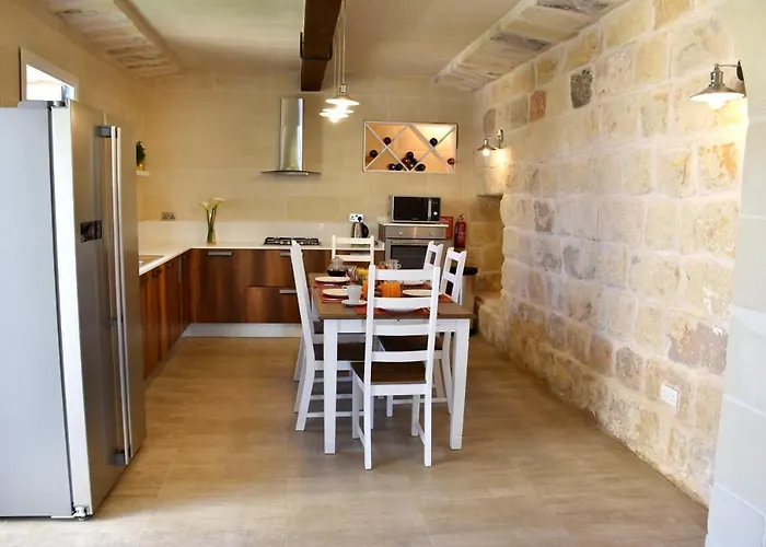 Four Winds * Birżebbuġa